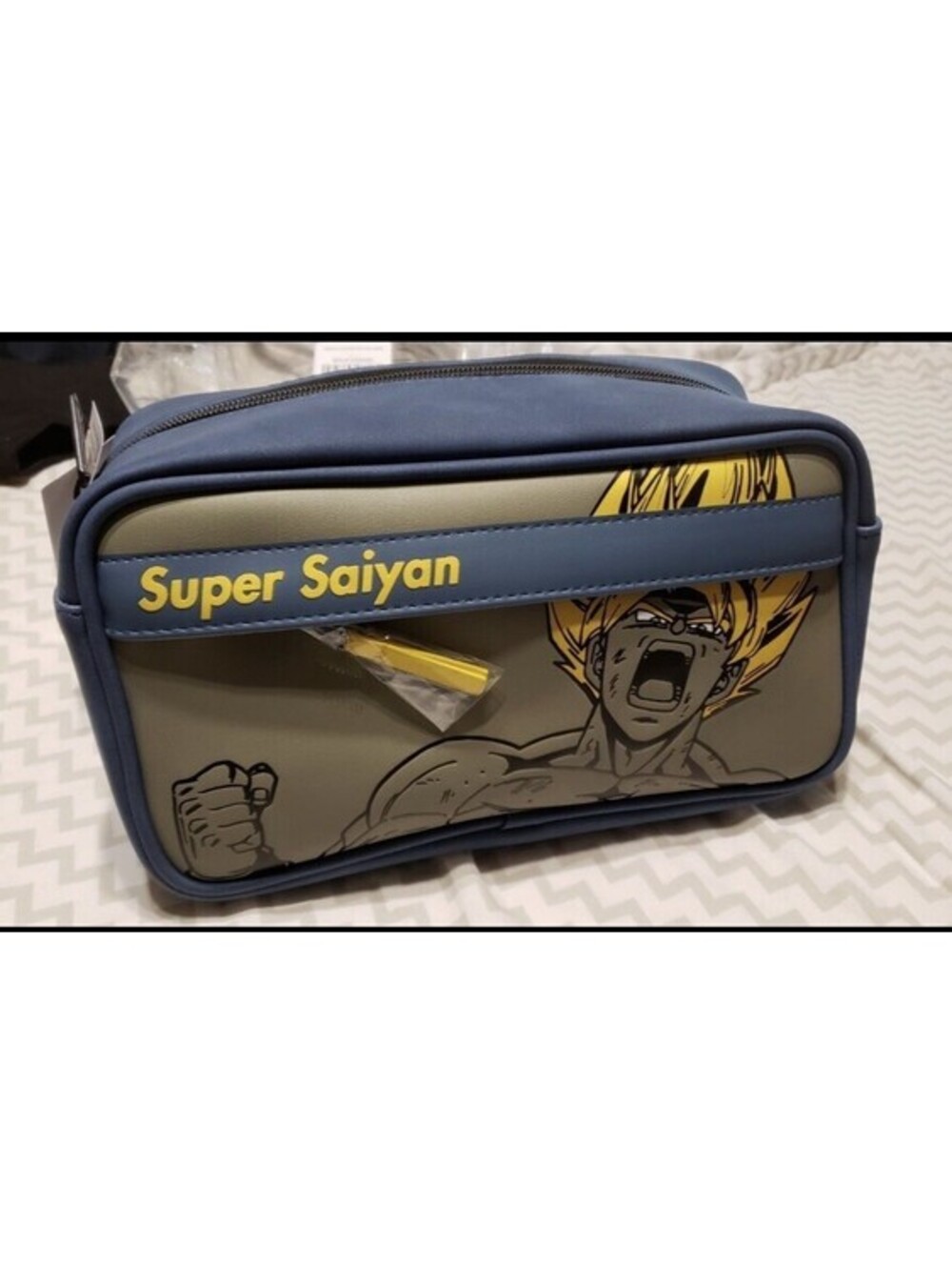 Loungefly Dragon Ball Z Super Saiyan Goku Fanny Pack Crossbody Bag Exclusive NEW